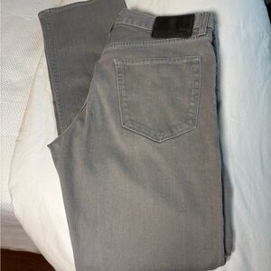 Hugo Boss Men's Light Gray Maine Jeans in size 34x34